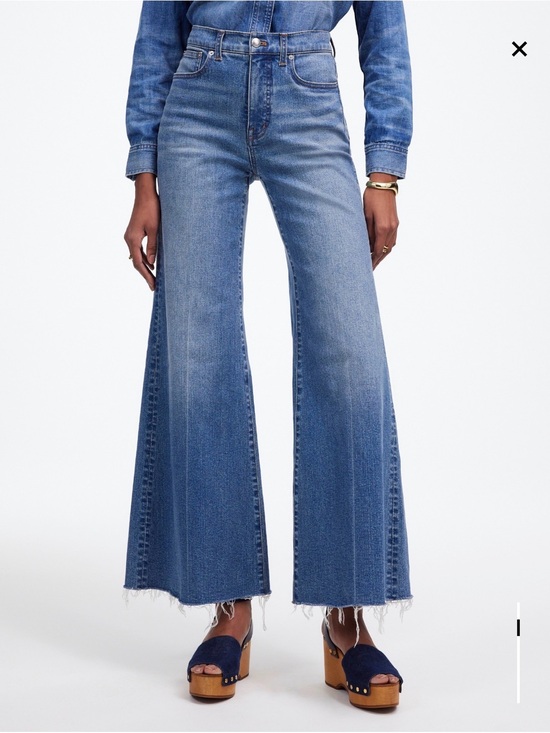Madewell Denim - Madewell Flared Wide-Leg Jeans in Oneida Wash
